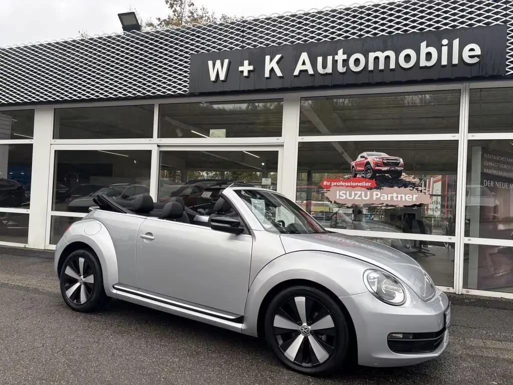 Main__Slider__Photo:Volkswagen Beetle 1.8 Cabrio Automatik Design Edition 08/2014-0