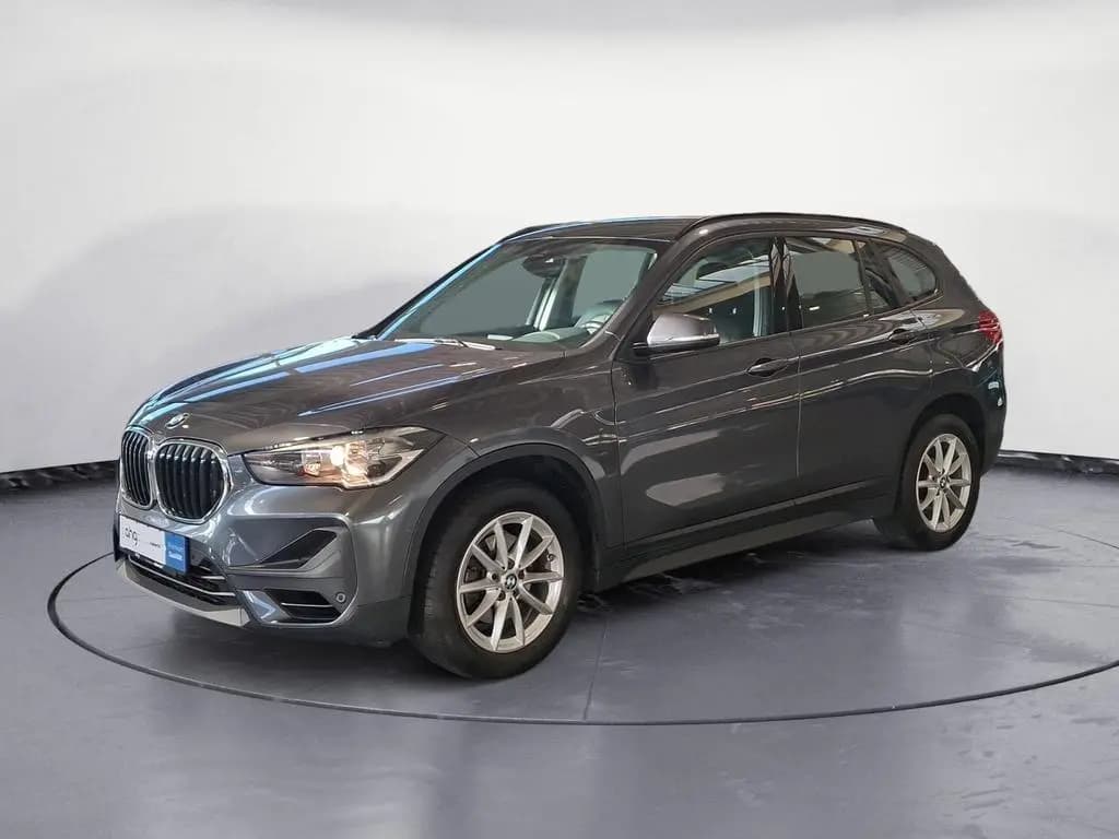 Main__Slider__Photo:BMW X1 sDrive18i Advantage Klimaaut. AHK PDC 10/2019-0