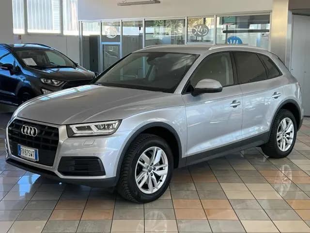 Main__Slider__Photo:Audi Q5 AUDI Q5 40 TDI quattro S tronic 08/2019-0