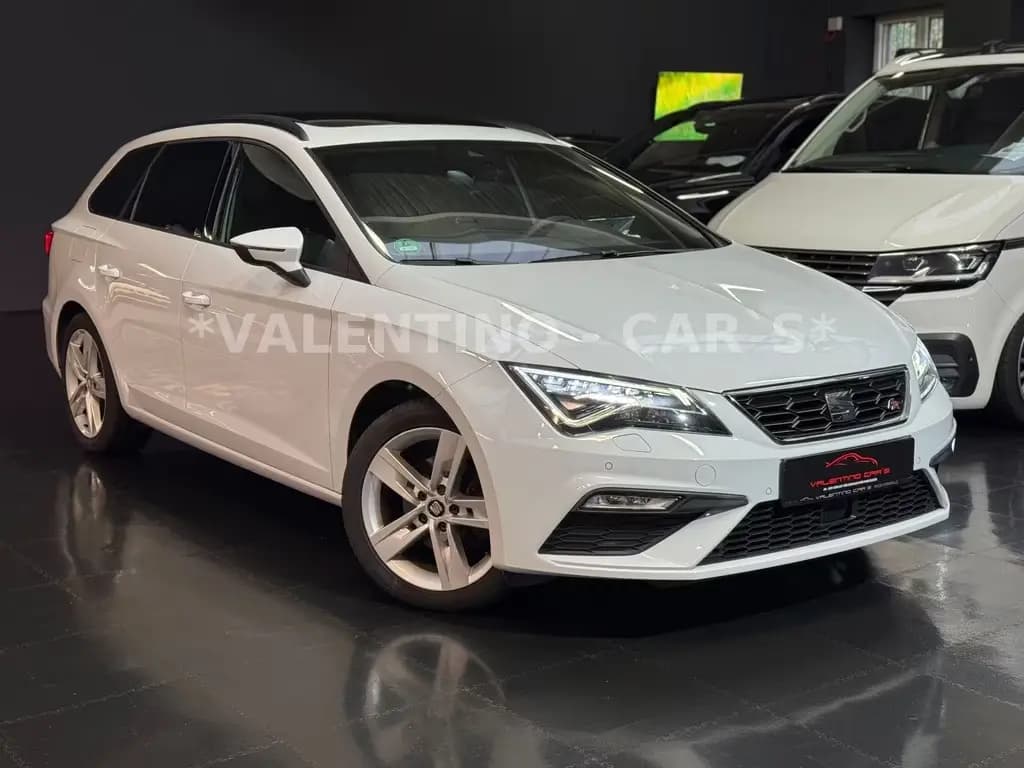 Main__Slider__Photo:Seat Leon ST FR Virtual/Pano/Nav/ACC/Shz/PDC/Beats 09/2018-0