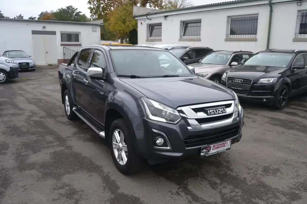 Main__Slider__Photo:Isuzu D-Max Double Cab AUT 4WD LS 2 Sitze 01/2018-0