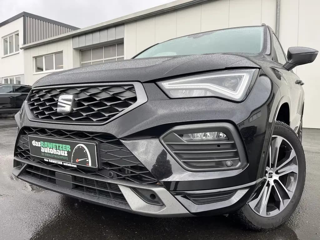 Main__Slider__Photo:Seat Ateca 2.0 TDI DSG FR-Line Digital Cockpit Navi D 08/2024-0
