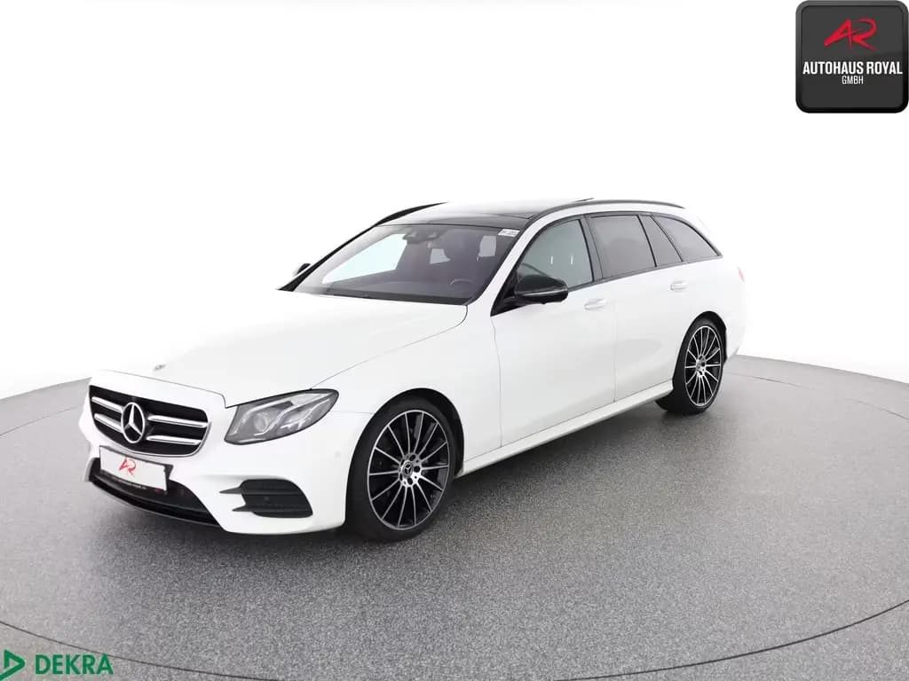 Main__Slider__Photo:Mercedes-Benz E 250 T AMG NIGHT MULTIBEAM,360GRAD,KEYLESS,PANO 03/2018-0