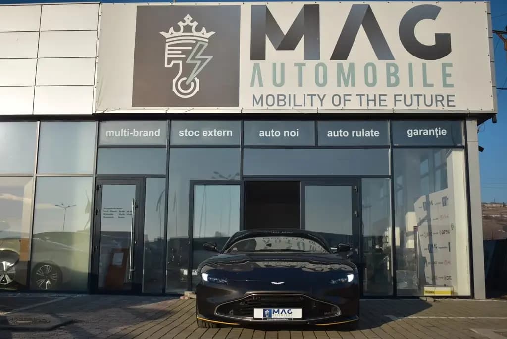 Main__Slider__Photo:Aston Martin V8 Vantage 4.0 V8 -007 JAMES BOND LIMITED EDITIO 06/2021-0