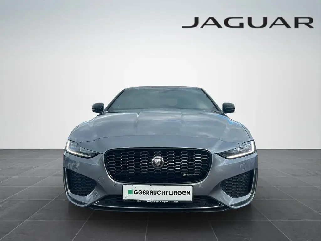 Main__Slider__Photo:Jaguar XE D200 R-DYNAMIC BLACK AWD/Keyless/HeadUp 03/2022-1