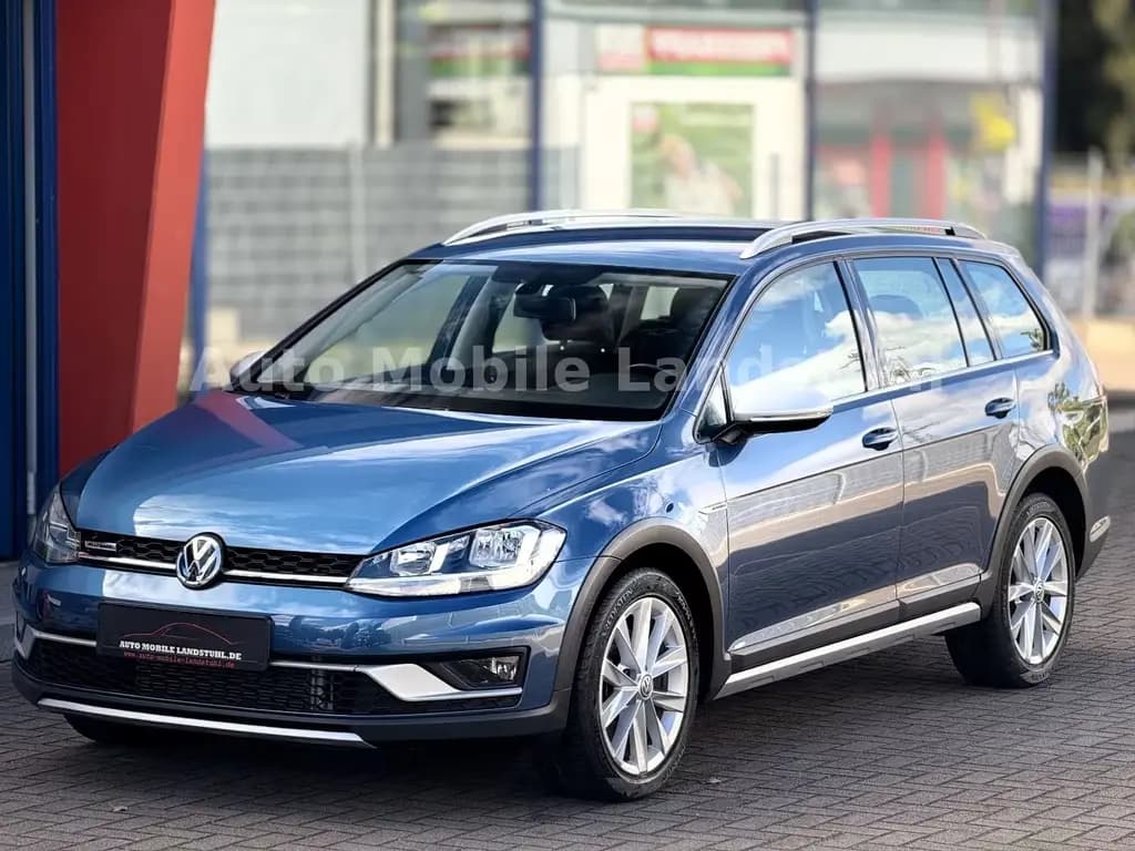 Main__Slider__Photo:Volkswagen Golf TSI*DSG*4MOTION*ALLTRACK*ALU*KLIMA*SZHZ 07/2018-0