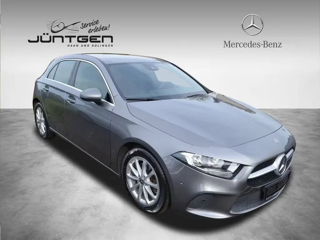 Main__Slider__Photo:Mercedes-Benz A-Class 220 NAVI PREMIUM + RFK + MBUX + PARK ASSIST 06/2019-0