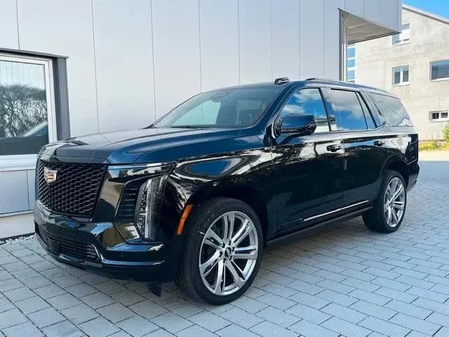 Main__Slider__Photo:Cadillac Escalade Sport Platinum 6.2l MY26 null-0