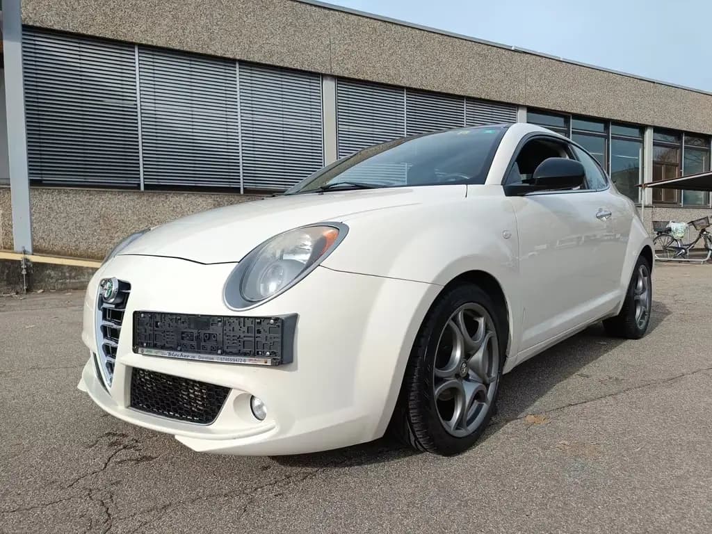 Main__Slider__Photo:Alfa Romeo MiTo Turismo 08/2014-0