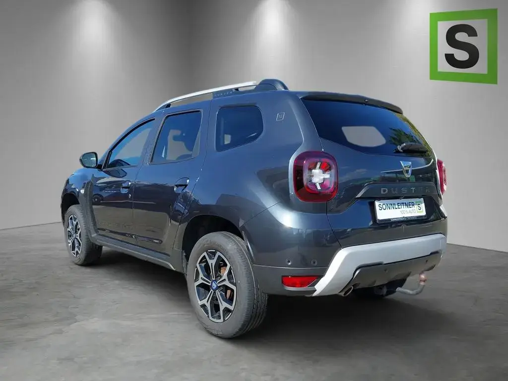 Main__Slider__Photo:Dacia Duster Celebration TCe 130 2WD GPF 10/2020-1