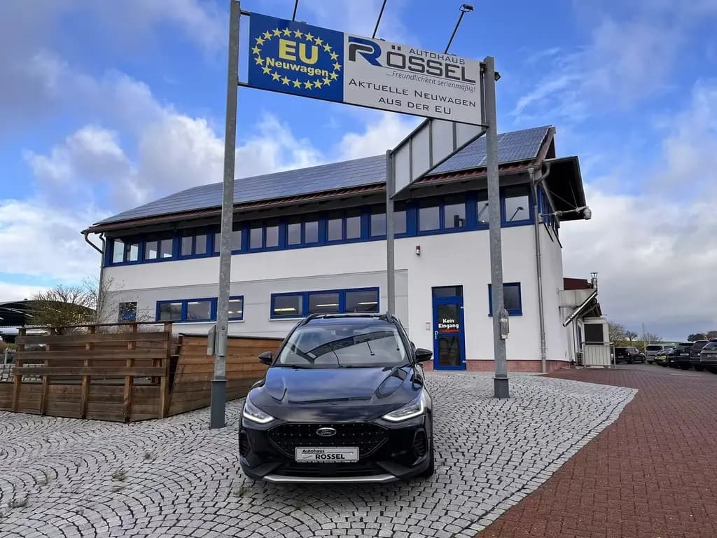 Main__Slider__Photo:Ford Focus 1,0 EcoBoost mHEV Active 17"Alu Navi null-0