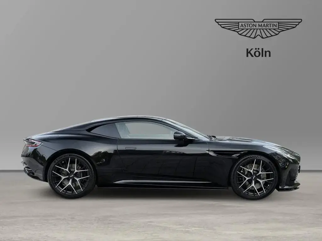 Main__Slider__Photo:Aston Martin DB12 Onyx Black Phantom Grey null-1