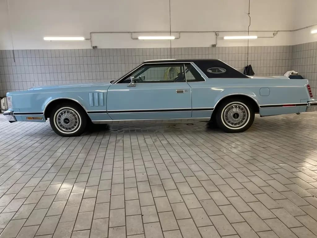 Main__Slider__Photo:Lincoln Continental MK V Coupe, nur 6064 KM Laufleistung 07/1979-0