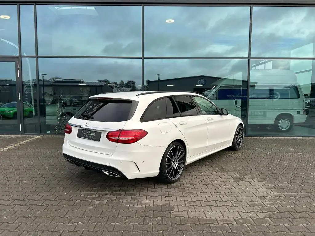 Main__Slider__Photo:Mercedes-Benz C 200 C200 T AMG-Line Night LED Kamera Burmester 19" 11/2017-1