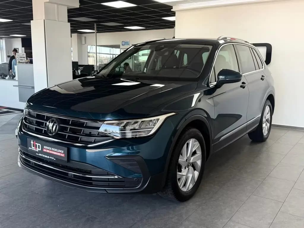 Main__Slider__Photo:Volkswagen Tiguan 1.5 TSI Move AHK R-Kamera ACC Navi 06/2023-0