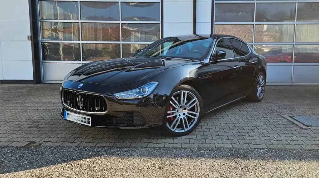 Main__Slider__Photo:Maserati Ghibli 3.0 V6 Diesel GranSport *Carbon*ACC*20" 08/2017-0
