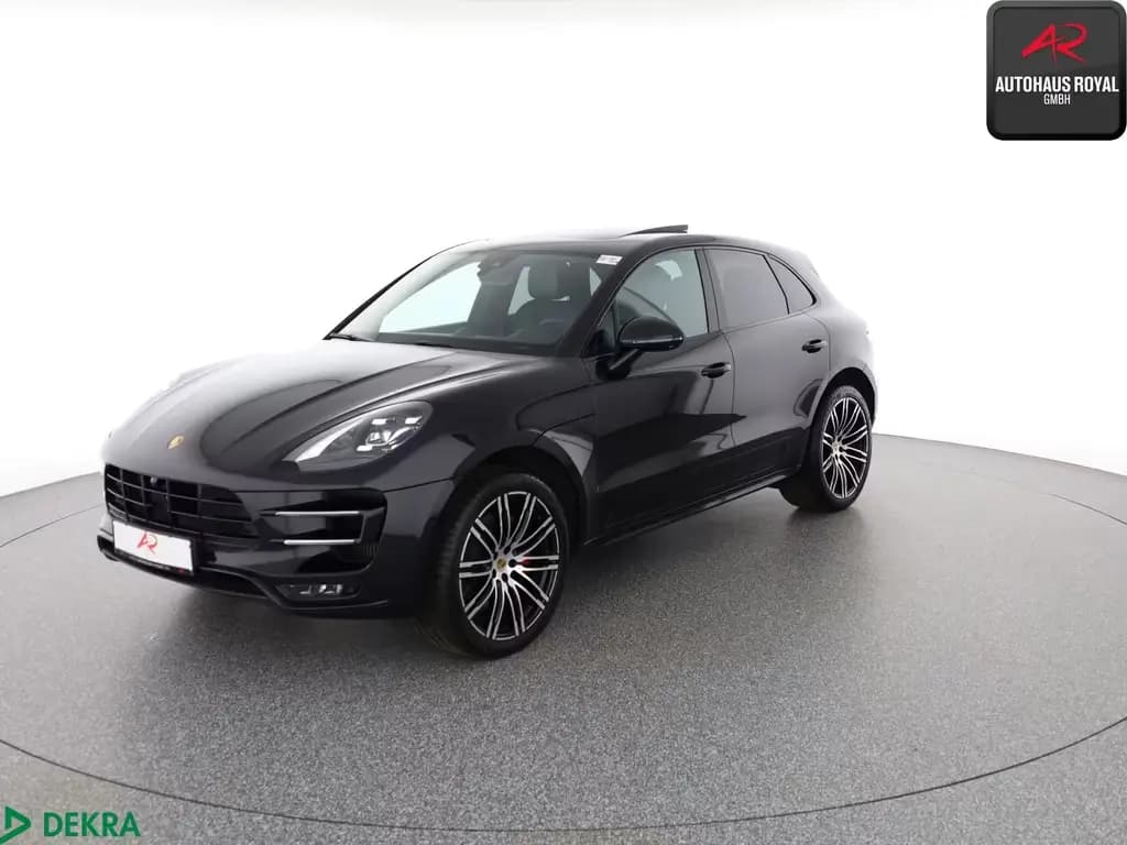 Main__Slider__Photo:Porsche Macan Turbo SPORT CHRONO PASM,21ZOLL,STANDHEIZ. 06/2018-0