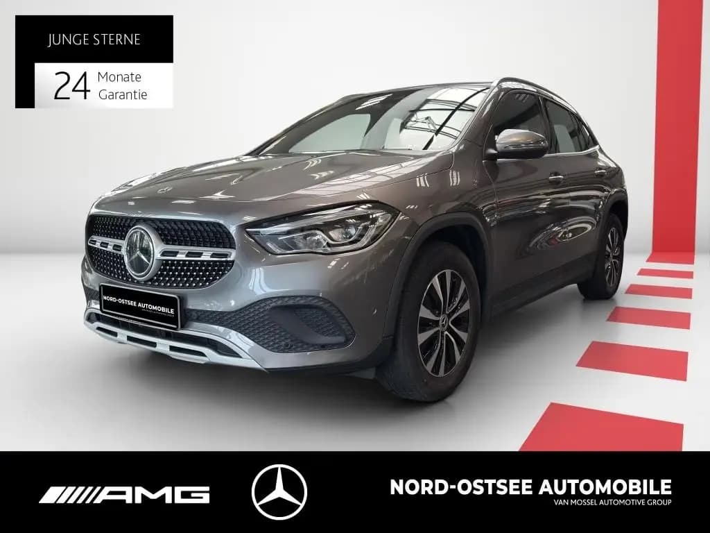 Main__Slider__Photo:Mercedes-Benz GLA-Class 200 d 4M STYLE DISTRONIC LED KAMERA NAVI SHZ 06/2022-0