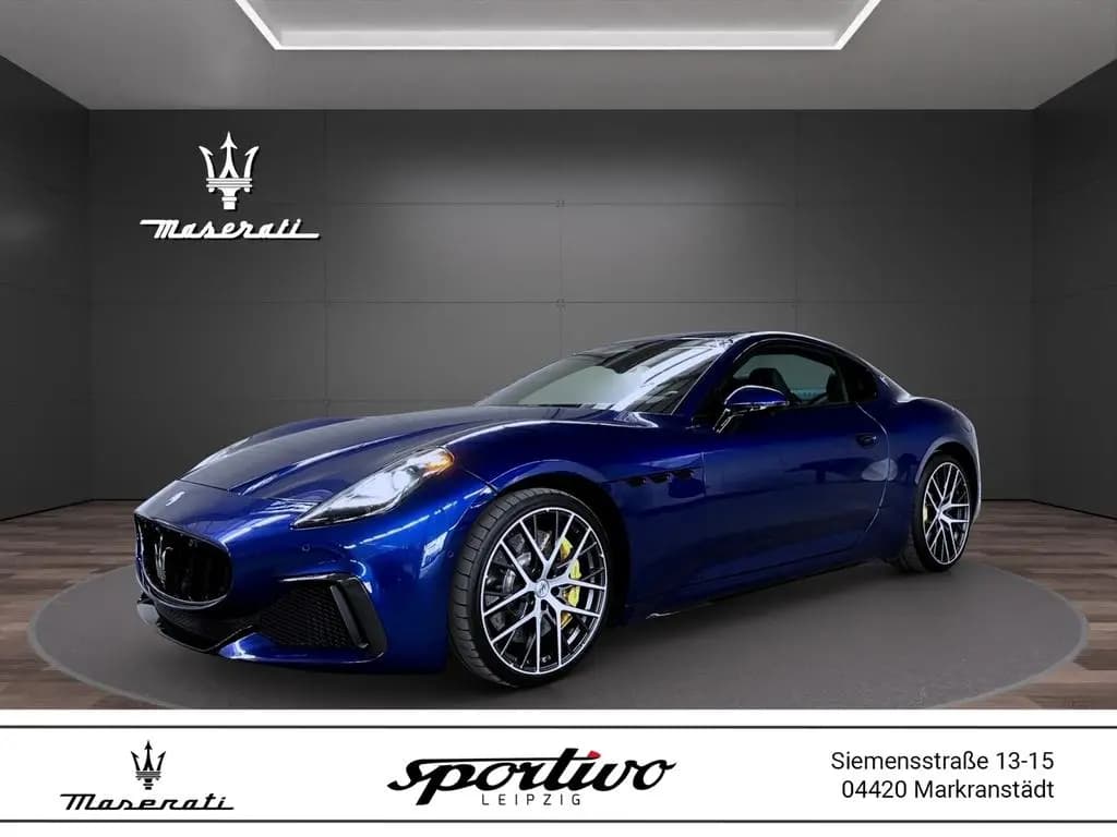 Main__Slider__Photo:Maserati Granturismo Trofeo**Sonderleasing** 07/2025-0