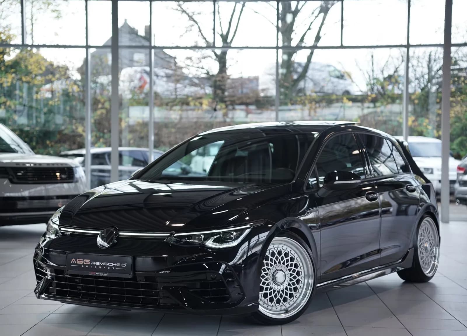 Main__Slider__Photo:Volkswagen Golf 07/2023-0