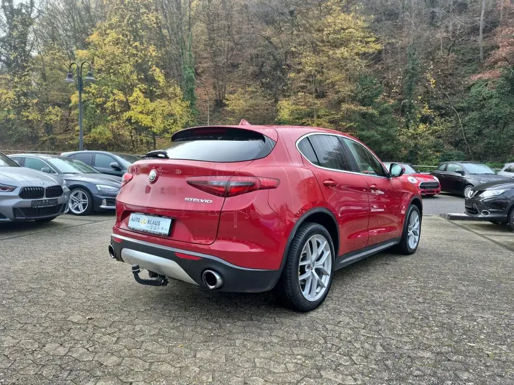 Main__Slider__Photo:Alfa Romeo Stelvio 2.0 First Edition Q4 PDC Kamera AHK SHZ 07/2017-1