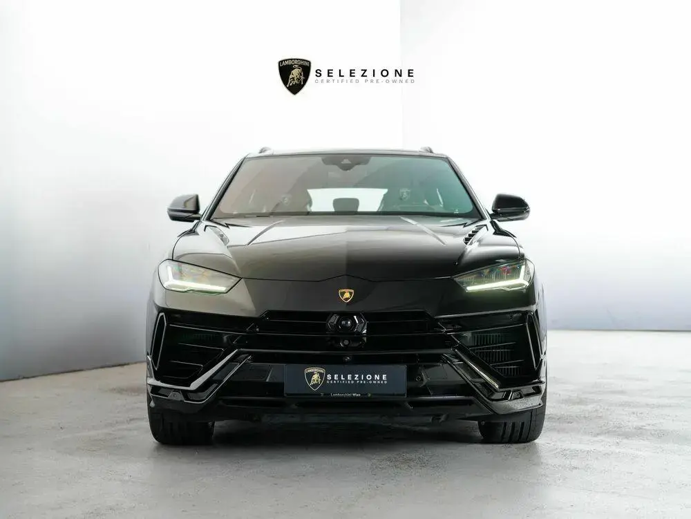 Main__Slider__Photo:Lamborghini Urus S 05/2023-1