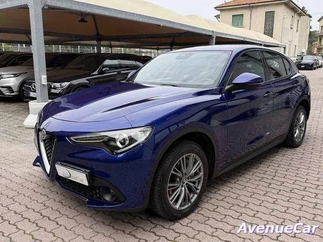 Main__Slider__Photo:Alfa Romeo Stelvio ROMEO Stelvio Super Business Q4 TELECAMERA 11/2022-0