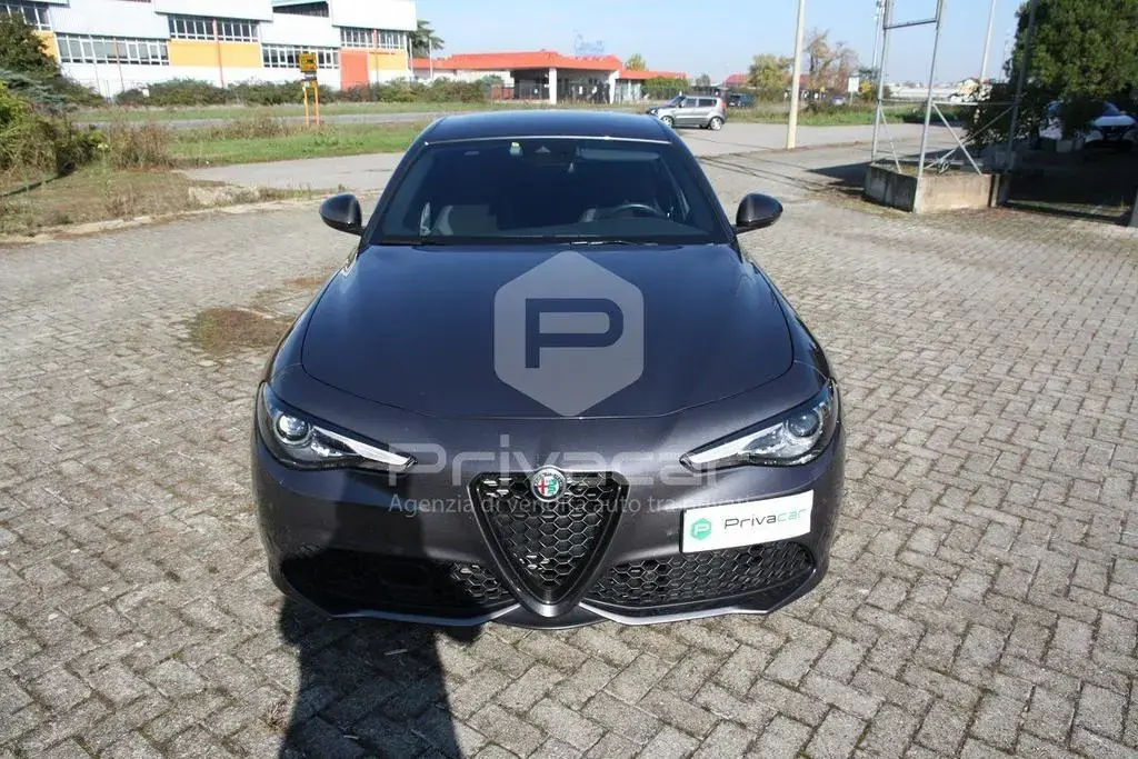 Main__Slider__Photo:Alfa Romeo Giulia ROMEO Giulia 2.2 Turbodiesel 210 CV AT8 AWD 06/2021-1
