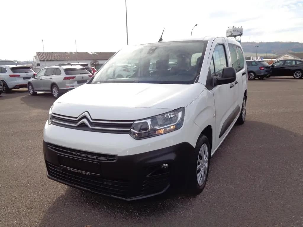 Main__Slider__Photo:Citroën Berlingo XL 04/2021-0