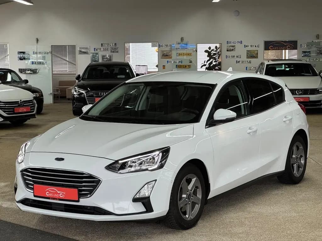 Main__Slider__Photo:Ford Focus Lim. Cool & Connect ATG *SHZ*NAV*LED* 01/2020-0