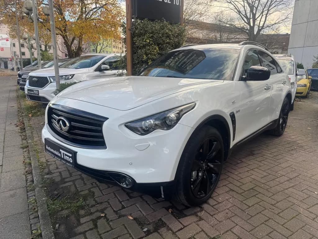 Main__Slider__Photo:Infiniti QX70 3.0 d S Premium 05/2015-0