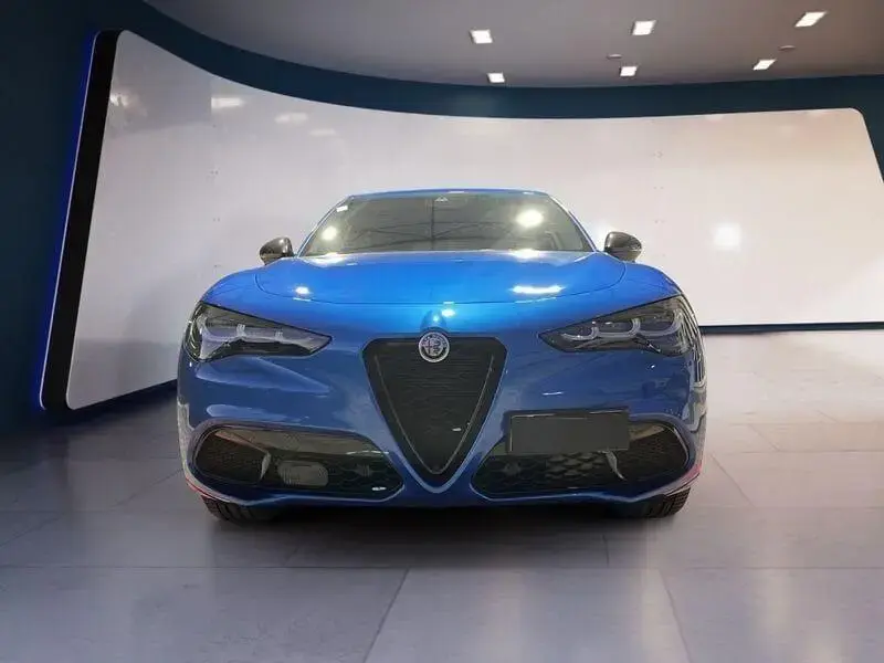 Main__Slider__Photo:Alfa Romeo Stelvio 2.0 Turbo 280 CV AT8 Q4 Veloc 05/2023-1