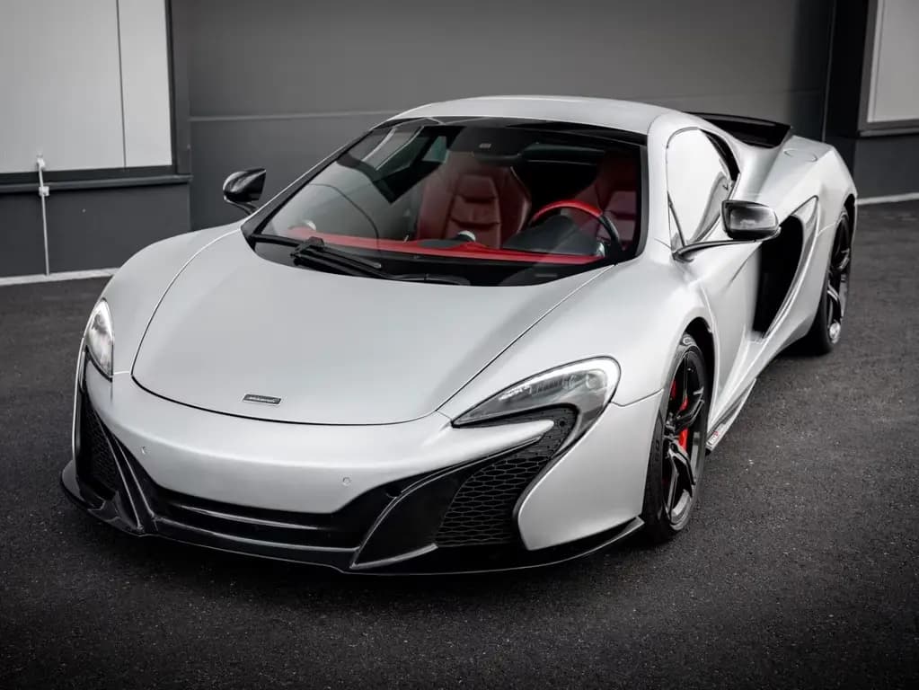 Main__Slider__Photo:McLaren 650S Spider 650S SPYDER MSO EDITION CARBON LIFT KERAMIK 07/2015-0