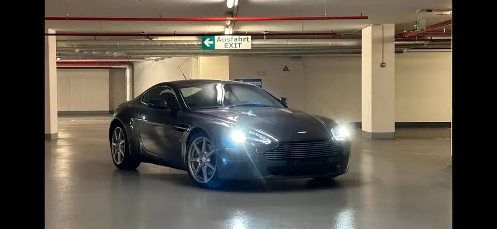Main__Slider__Photo:Aston Martin V8 Vantage 4.3l Sammlerzustand 10/2006-0