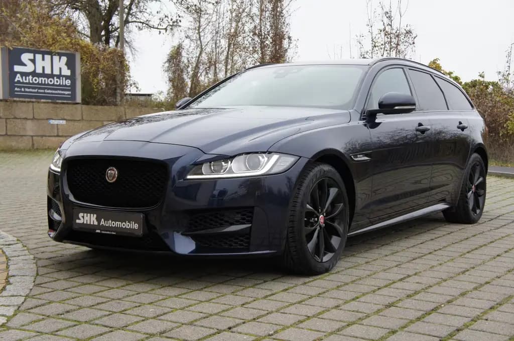 Main__Slider__Photo:Jaguar XF 2.0d Sportbrake R-Sport | 2Hand! AHK! Kamera! 10/2018-0