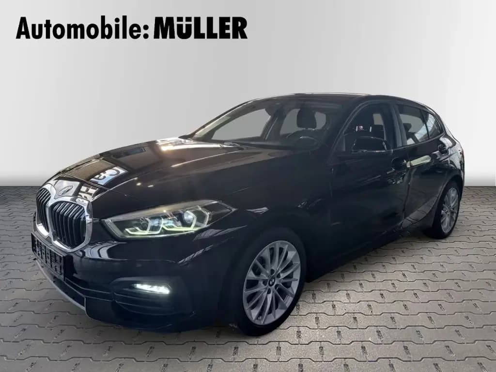 Main__Slider__Photo:BMW 120 d xDrive AHK-abnehmbar Navi  Digitales Cockp 09/2020-0