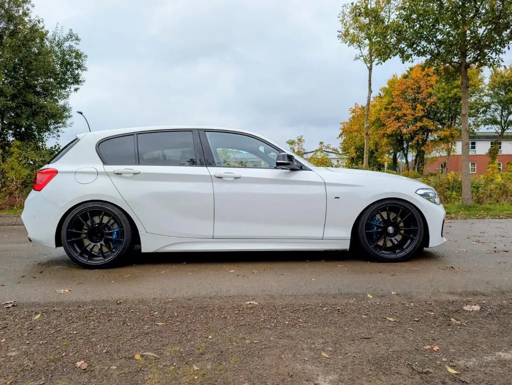 Main__Slider__Photo:BMW M140 Navi Harman-Kardon LED 09/2016-0