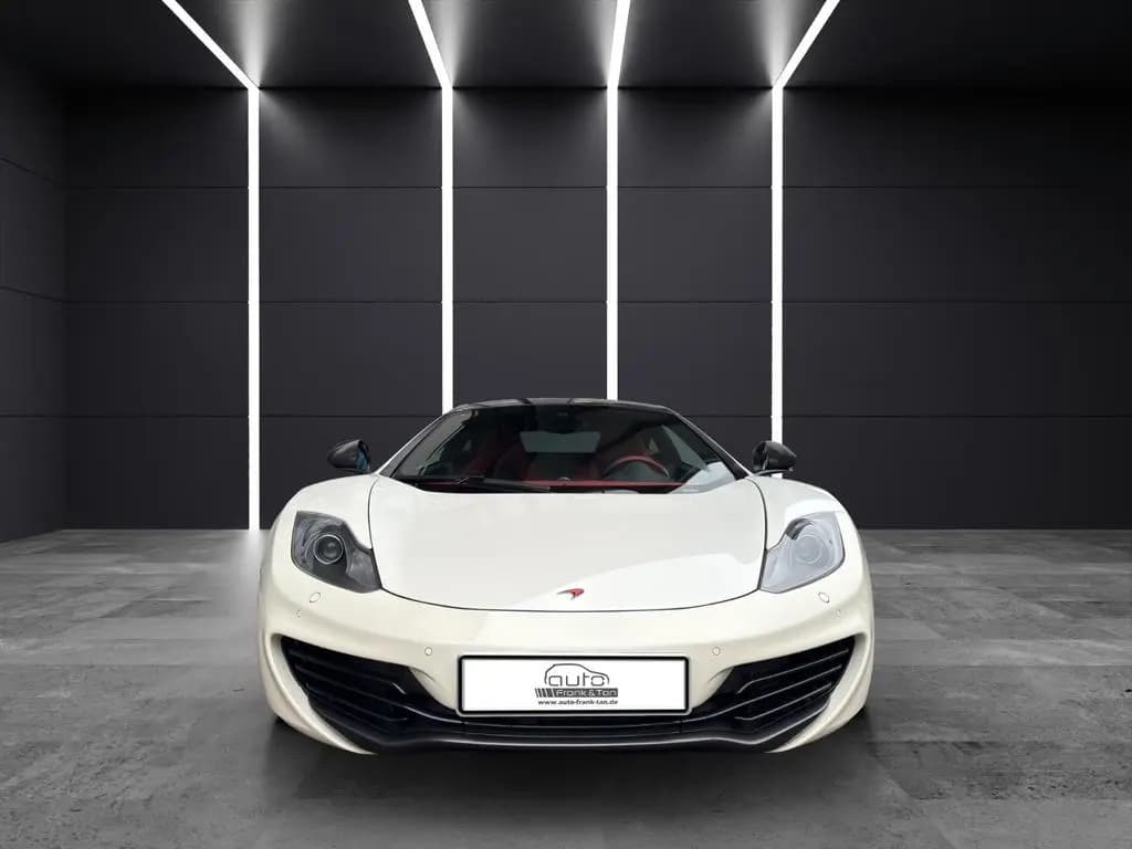Main__Slider__Photo:McLaren MP4-12C 3.8V8*1HAND*CARBON*SCHECKHEFT*UNFALLFREI 03/2012-0