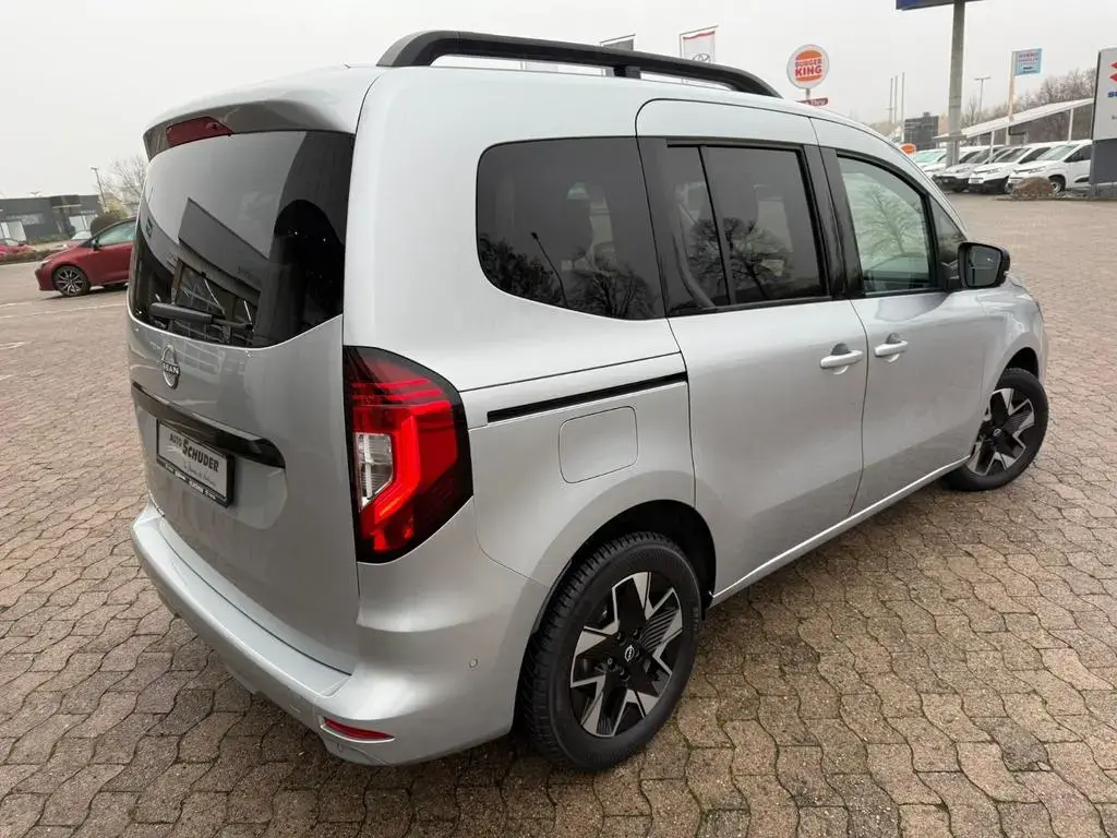 Main__Slider__Photo:Nissan Townstar Kombi L1 Tekna 07/2022-1