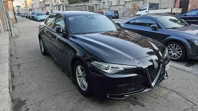 Main__Slider__Photo:Alfa Romeo Giulia ROMEO Giulia 2.2 Turbodiesel 160 CV AT8 Bus 02/2020-1
