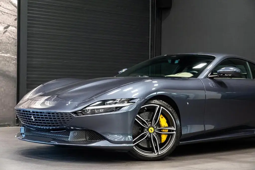 Main__Slider__Photo:Ferrari Roma V8 Sonderausstattung Werksgarantie 2028 01/2020-1