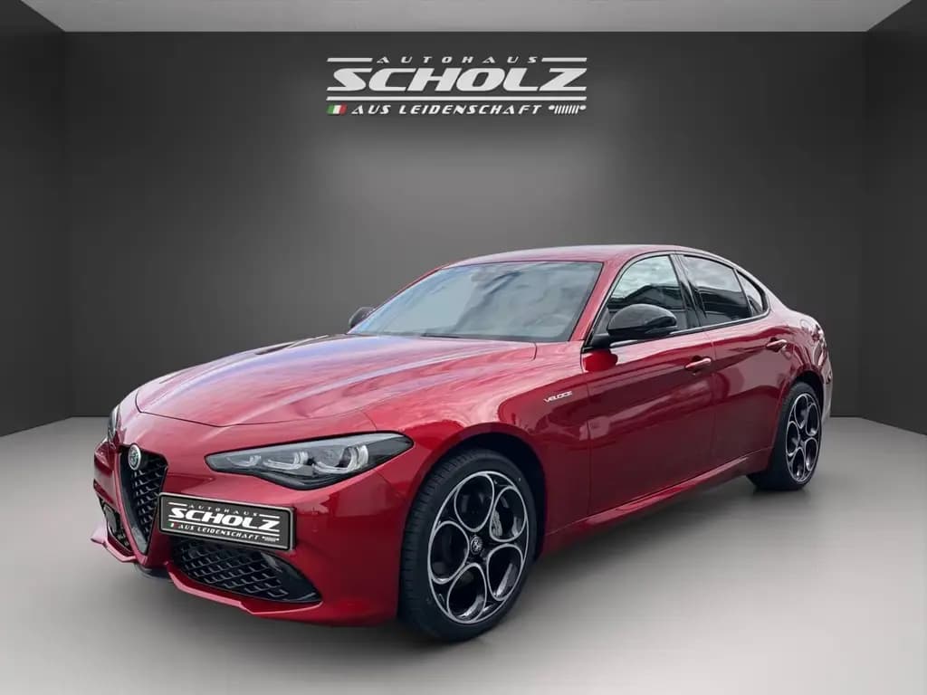 Main__Slider__Photo:Alfa Romeo Giulia MY23 Veloce *LED*SHZ*KAMERA*DAB* 05/2023-0