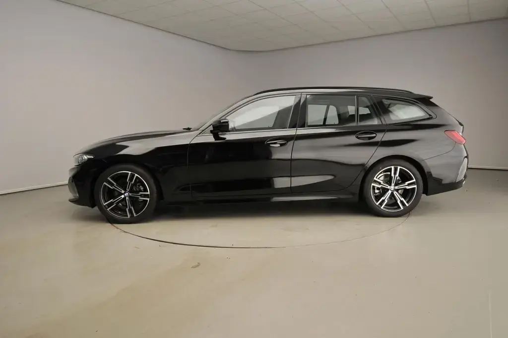 Main__Slider__Photo:BMW 318 3-serie Touring 318i | LED | navi | klima | 08/2024-1