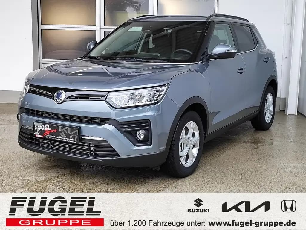 Main__Slider__Photo:Ssangyong Tivoli 1.5P Quartz 4x2 MY23 Navi|RFK|LED 05/2025-0