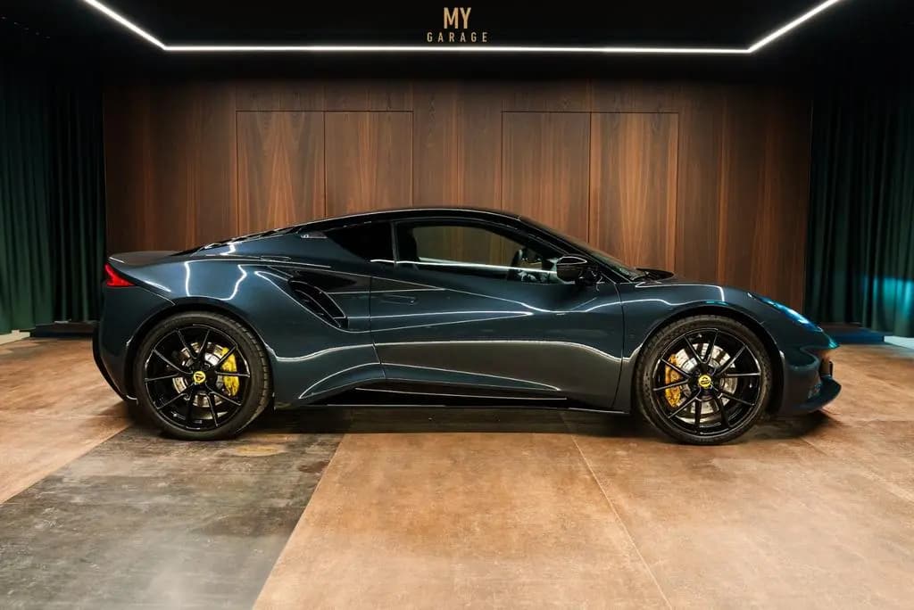 Main__Slider__Photo:Lotus Emira I4 AUT 08/2024-0