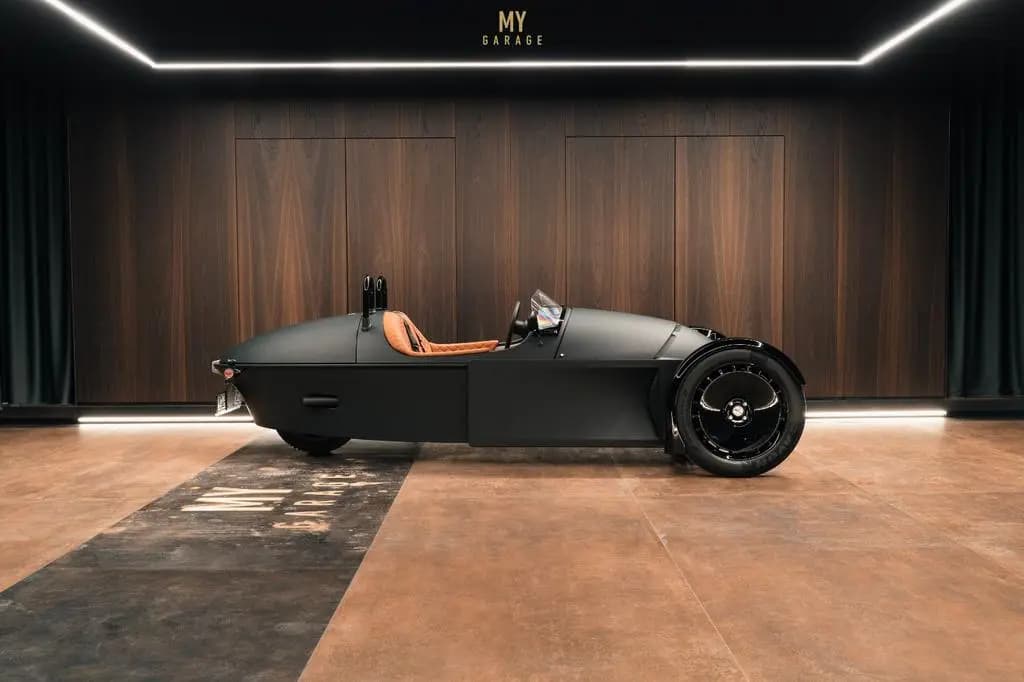 Main__Slider__Photo:Morgan 3 Wheeler Super 3 02/2023-0