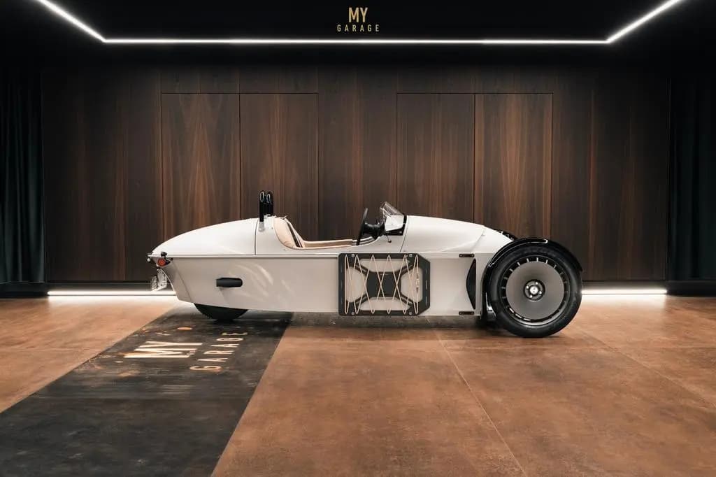 Main__Slider__Photo:Morgan 3 Wheeler Super 3 02/2023-0