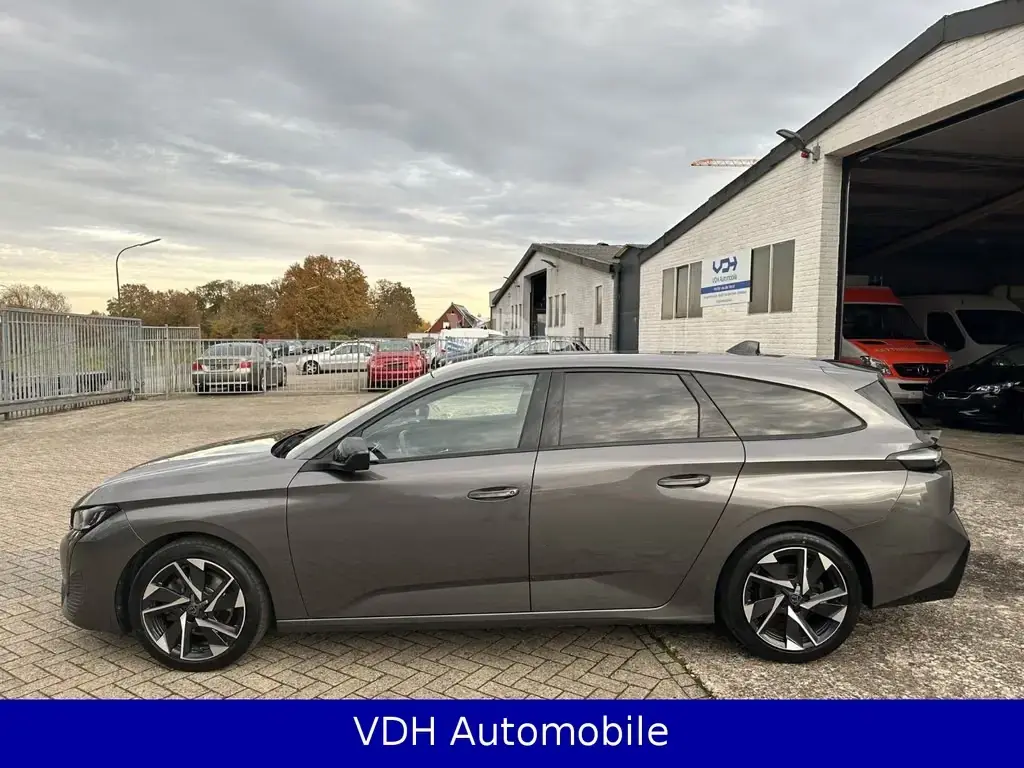 Main__Slider__Photo:Peugeot 308 SW Allure Pack Autom. 1HD LED Navi 06/2023-1