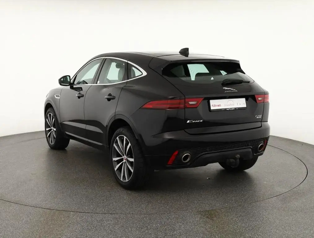 Main__Slider__Photo:Jaguar E-Pace 2.0 R-Dynamic SE AWD LED Kamera AHK Leder 10/2019-1
