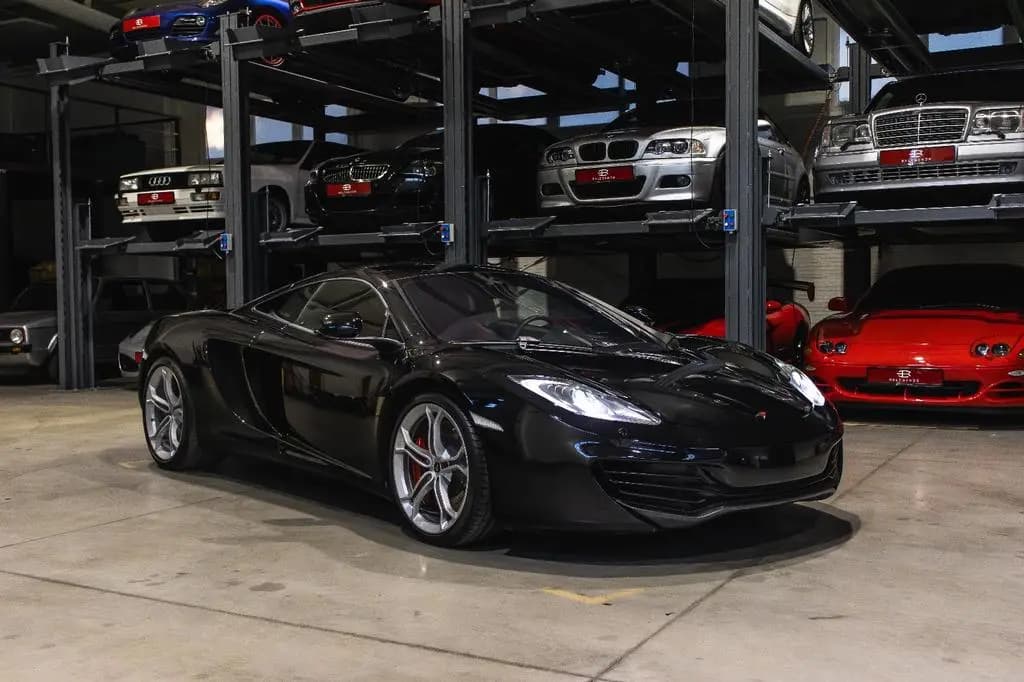 Main__Slider__Photo:McLaren MP4-12C MwsT.*Scheckheft*Carbon 06/2012-0
